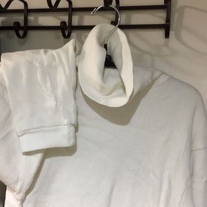 Gap white turtleneck